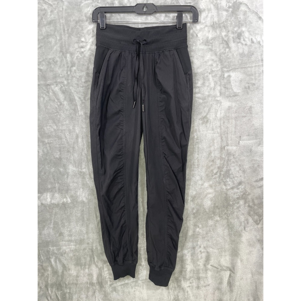 Lululemon Jogger Pants Womens Size 0 Black Mid Rise Dance Studio Yoga LW5ENMS